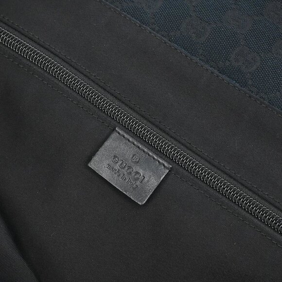 Gucci Black GG Shoulder Bag - Picture 10 of 10